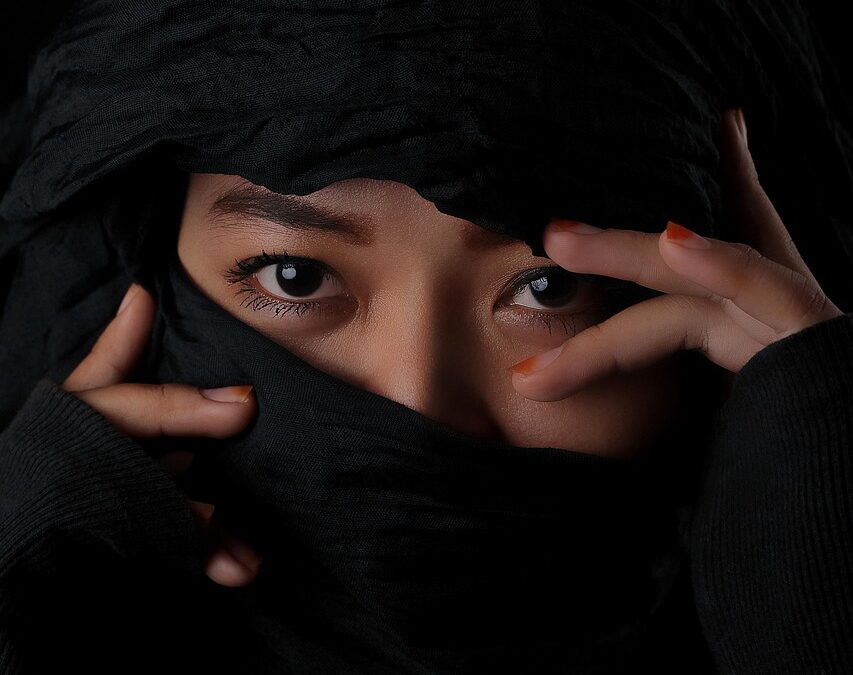 Kelebihan Pemindai Retina Dalam Sistem Manajemen Karyawan